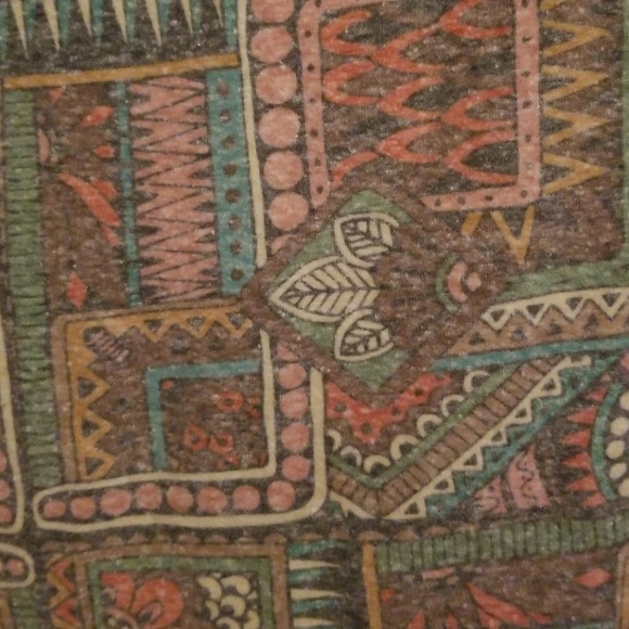 LuLaRoe Classic T 2xl - Picture 1 of 3